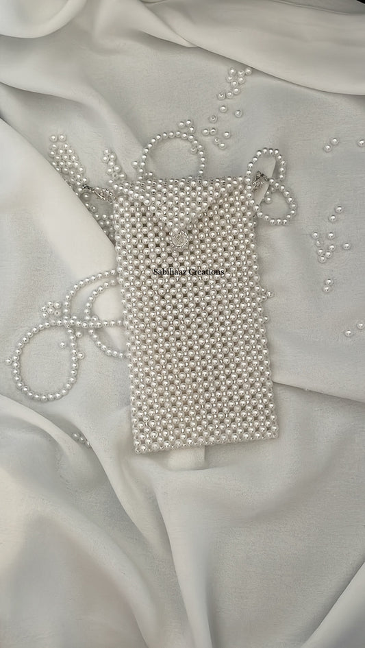 Luxe Pearls Mobile Pouch